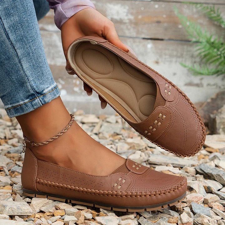 Chic Women's Flats with Perforated Design 8