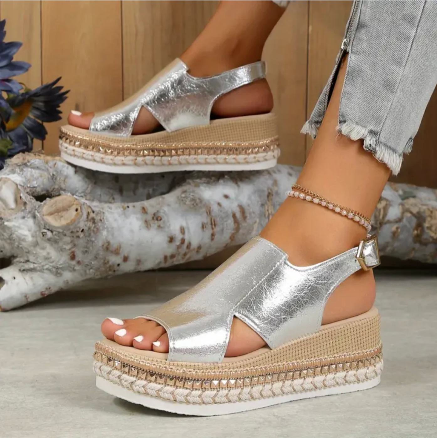 Elegant Sandals For Women With Comfortable Support 4