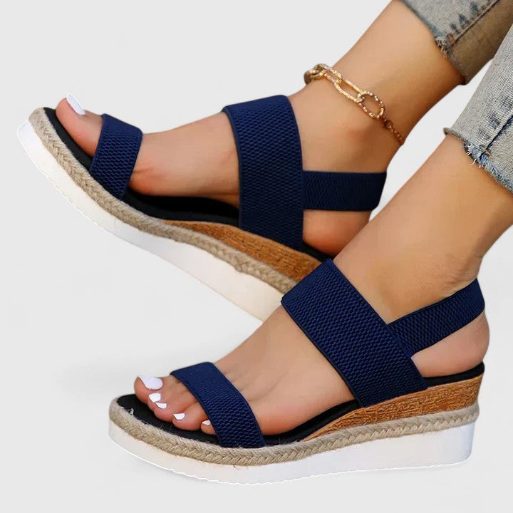 Fresh Women's Sandals with Supportive Wedge Design 8