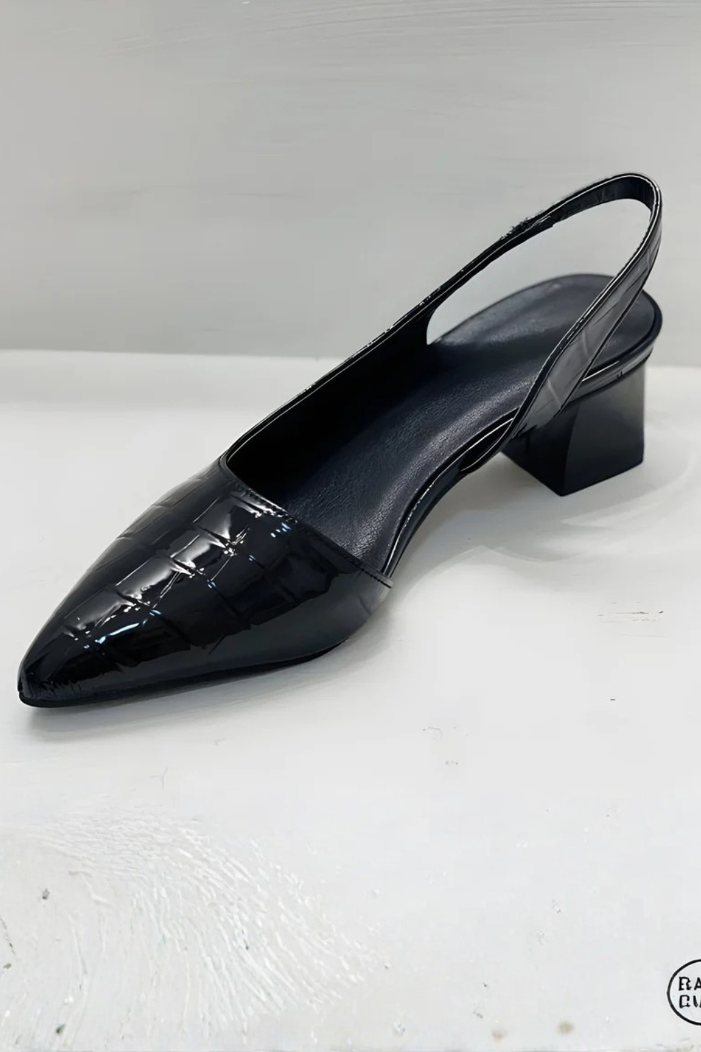 Women's pointed toe slingback court shoes with block heel