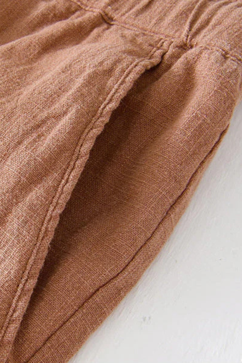 Men's drawstring casual shorts with side pockets