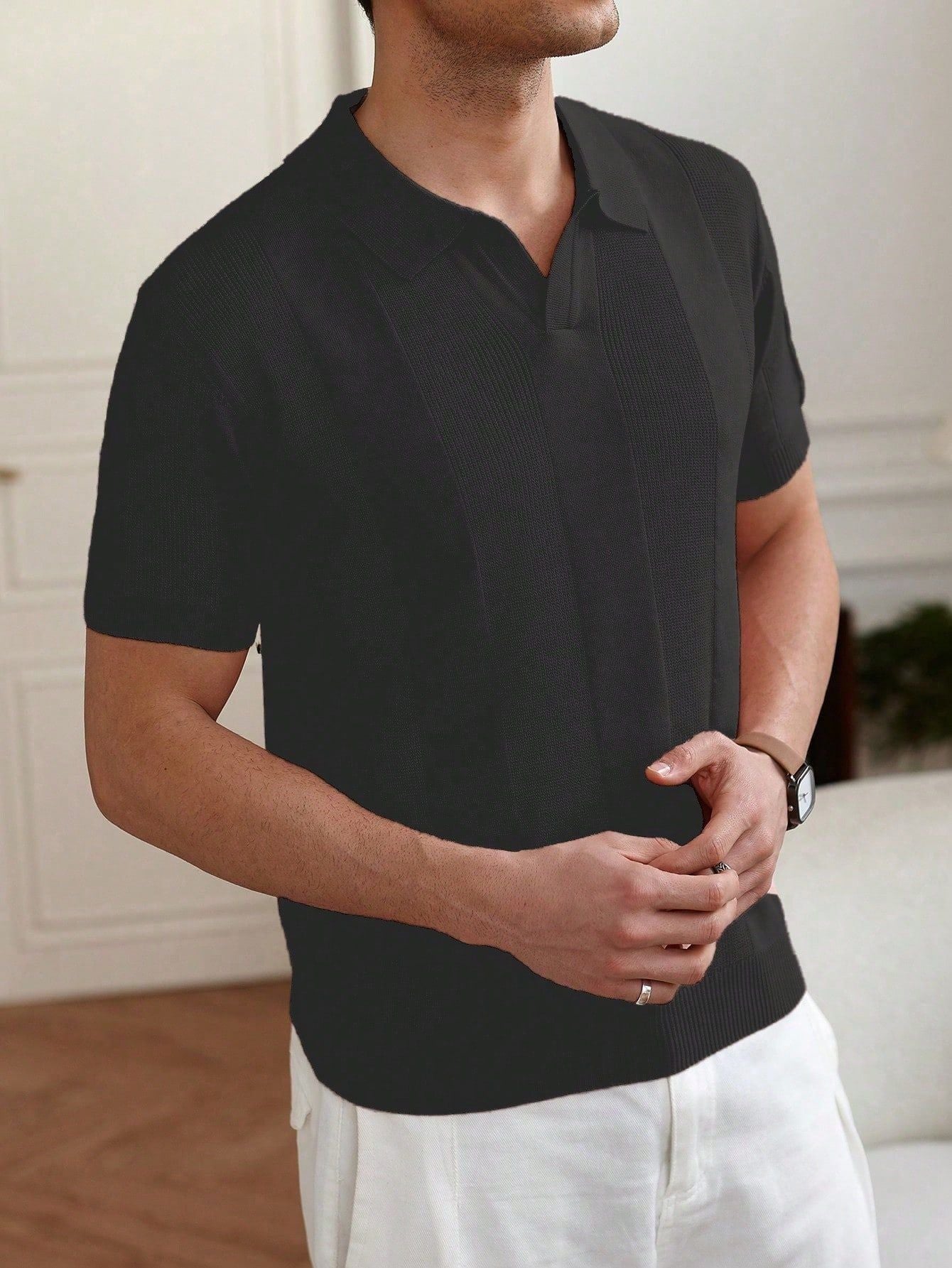 Men's white vertical knit short-sleeve polo shirt