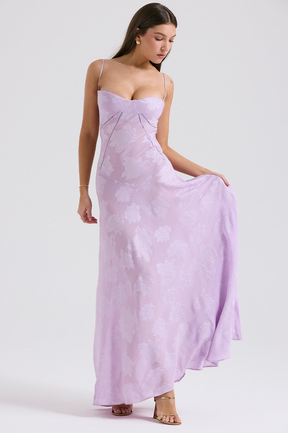 Women's pink floral lace maxi dress with sweetheart neckline