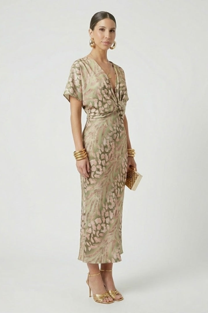 Women's green floral pleated midi dress with V-neck and short sleeves