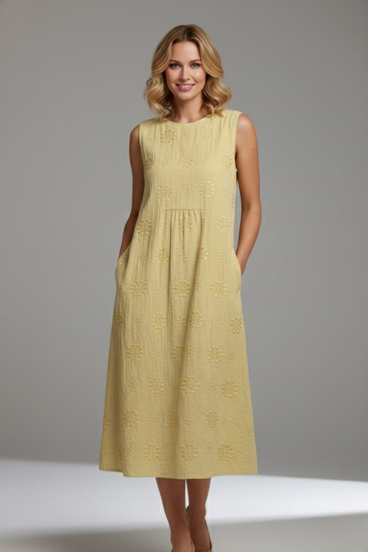 Women's blue sleeveless textured midi dress with pockets