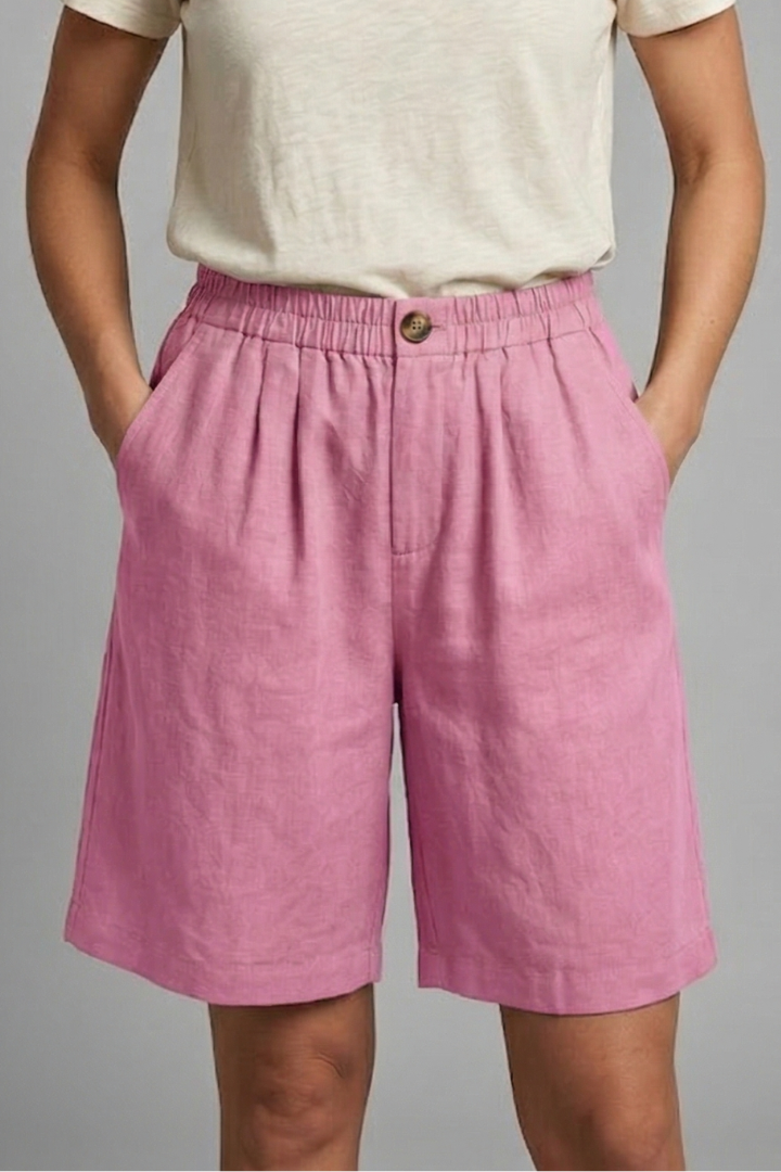 Women's grey elasticated waist shorts with drawstring and side pockets