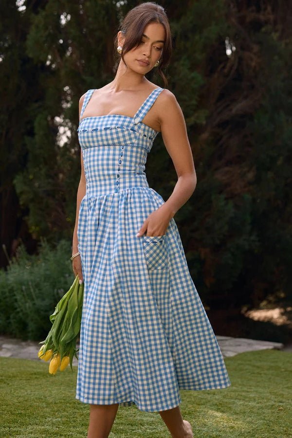 Women's strawberry pleated maxi dress with a round neck, sleeveless