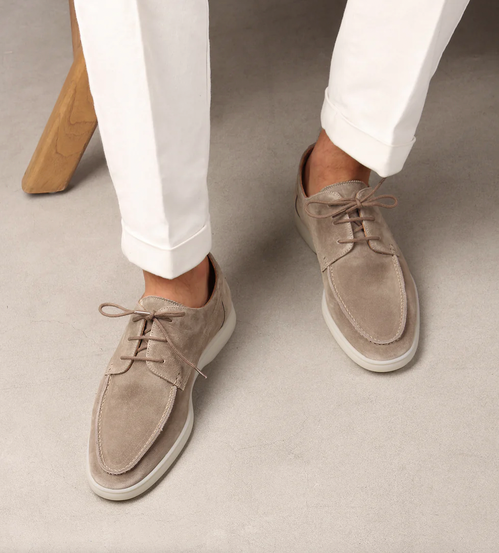 Men's slip-on loafers in navy, beige and gray