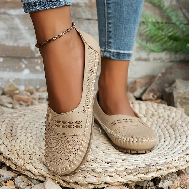 Chic Women's Flats with Perforated Design 4