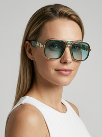 Women's Retro Pilot Sunglasses with Gradient Lenses & UV400