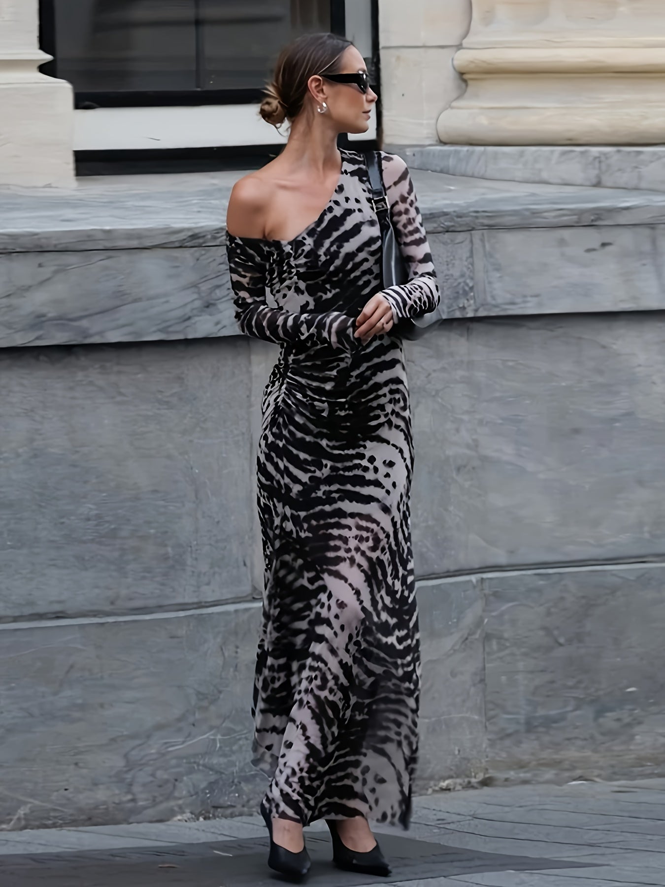 Maxi Dress With Animal Print V-Neck Long Sleeves 0