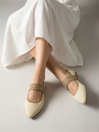 Women's Ballet Flats with Cushioned Insole & Pointed Toe