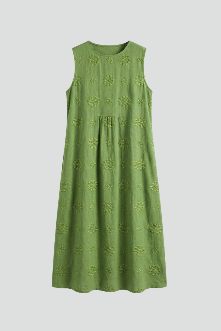 Women's green sleeveless textured midi dress with pockets