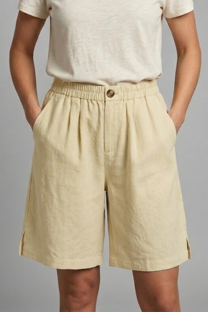 Women's grey elasticated waist shorts with drawstring and side pockets